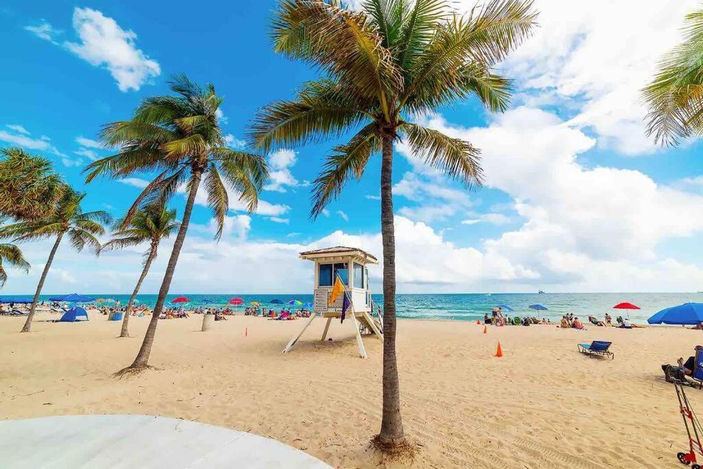 Pretty Rola 201 Luxury 1B1B W King Bed At Downtown Fort Lauderdale Buitenkant foto